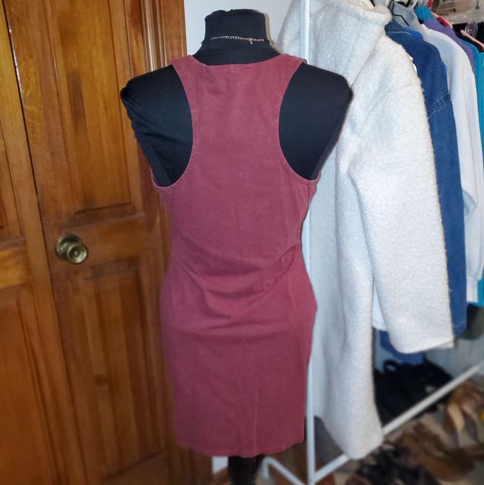 Dress - Picture 2 of 2